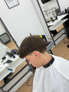 Lucrare Robert Emil — detaliu de calitate